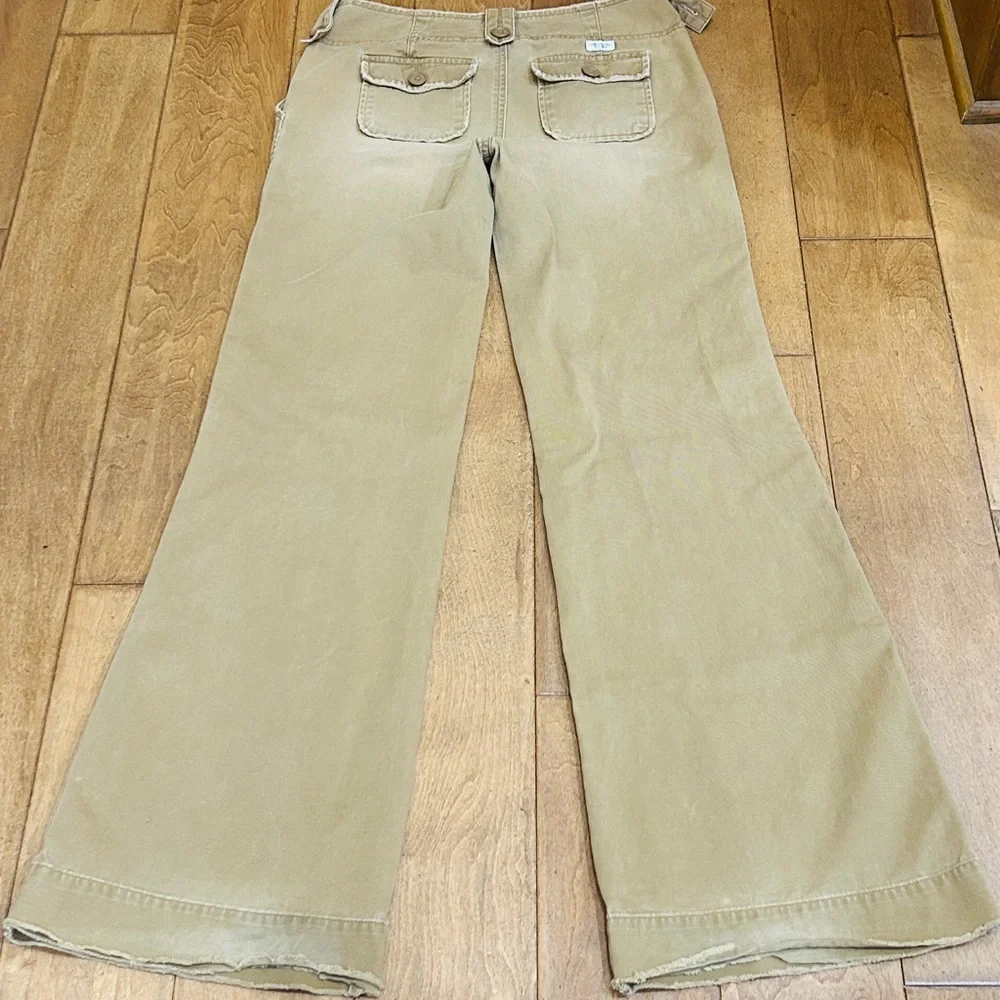 🫎A&F Khaki Y2K Extra Low Rise Flare 100% Cotton Pants Size 2 Long GUC